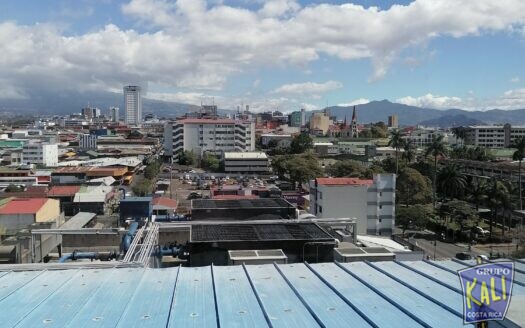 RENTA OFICINA DIFERENTE METRAJE PASEO COLON /OFFICE FOR RENT PASEO COLON