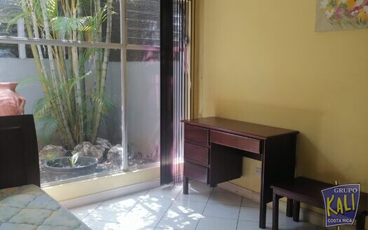 VENTA O RENTA EDIF. IDEAL B&B O AIRB&B ROHRMOSER $575.000/COMMERCIAL PROPERTY FOR SALE ROHRMOSER $575.000