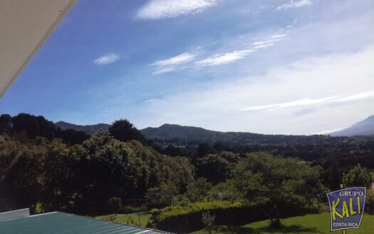 VENTA CASA LOTE GRANDE HEREDIA 1997M2T/GREAT PROPERTY FOR SALE HEREDIA