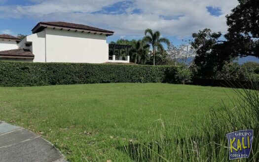 VENTA LOTE STA ANA PIEDADES ENCONDO $268.000/LOT FOR SALE STA ANA IN CONDO