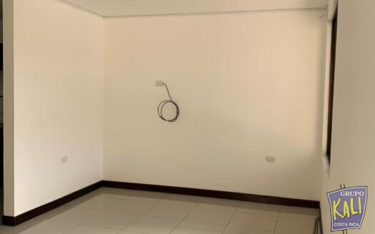 VENTA CASA MATA DE PLATANO GOICOECHEA 85 MILLONES/2 STORY HOUSE GUADALUPE FOR SALE