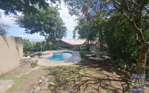 POZOS STA ANA TERRENO 5,465M2 2 EDIFICACIONES $620.000/POZOS STA ANA LOT AND 2 HOUSES FOR SALE