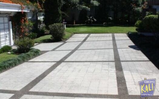 SABANA SUR LOTE 3.306M2 PARA DESARROLLAR APTOS /SABANA SUR LOT 3.306M2 FOR APARTMENTS