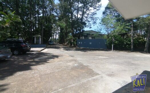 POZOS STA ANA TERRENO 5,465M2 2 EDIFICACIONES $620.000/POZOS STA ANA LOT AND 2 HOUSES FOR SALE