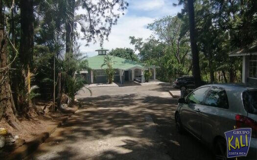 POZOS STA ANA TERRENO 5,465M2 2 EDIFICACIONES $620.000/POZOS STA ANA LOT AND 2 HOUSES FOR SALE