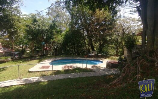 POZOS STA ANA TERRENO 5,465M2 2 EDIFICACIONES $620.000/POZOS STA ANA LOT AND 2 HOUSES FOR SALE