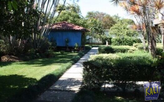 SABANA SUR LOTE 3.306M2 PARA DESARROLLAR APTOS /SABANA SUR LOT 3.306M2 FOR APARTMENTS