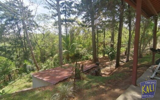 POZOS STA ANA TERRENO 5,465M2 2 EDIFICACIONES $620.000/POZOS STA ANA LOT AND 2 HOUSES FOR SALE