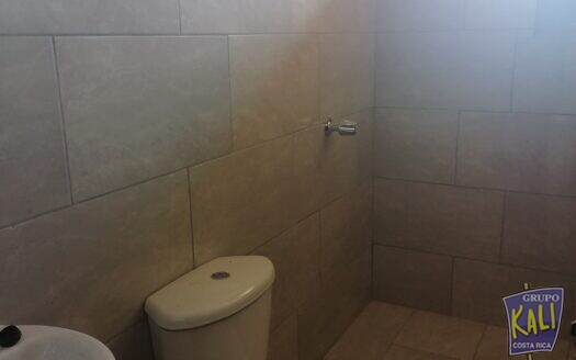 PAVAS DEL OESTE VENTA FERRETERIA Y 2 APTOS/HARDWARDE AND 2 APTOS FOR SALE PAVAS