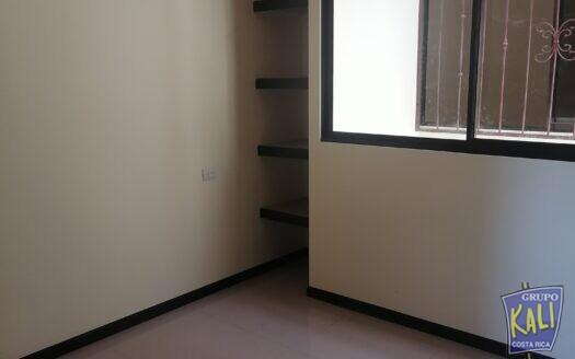 PAVAS DEL OESTE VENTA FERRETERIA Y 2 APTOS/HARDWARDE AND 2 APTOS FOR SALE PAVAS