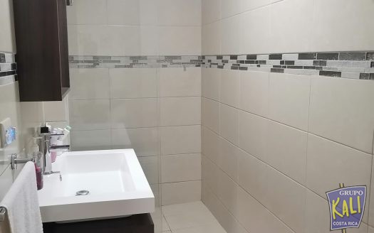 NUNCIATURA CASA COMERCIAL $5.000+IVA/COMMERCIAL HOUSE FOR RENT $5.000