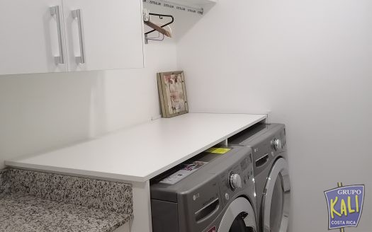 NUNCIATURA CASA COMERCIAL $5.000+IVA/COMMERCIAL HOUSE FOR RENT $5.000