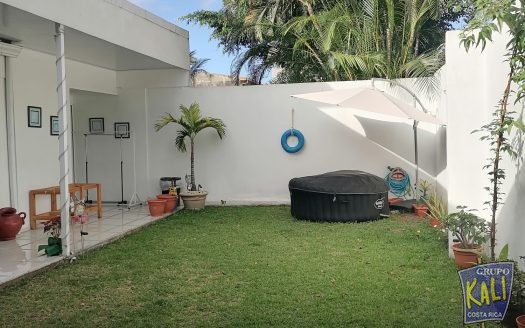 NUNCIATURA CASA COMERCIAL $5.000+IVA/COMMERCIAL HOUSE FOR RENT $5.000