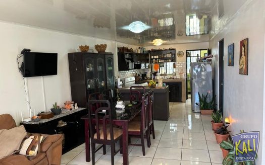 Trinidad de Moravia casa de 1 planta venta /Trinidad de Moravia 1 story house for sale