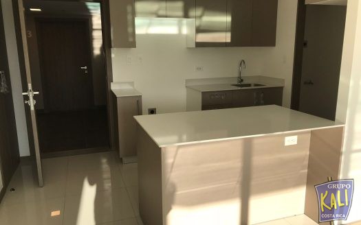 Rohrmoser venta apto piso 11 $175mil/Rohrmoser apto for sale $175000