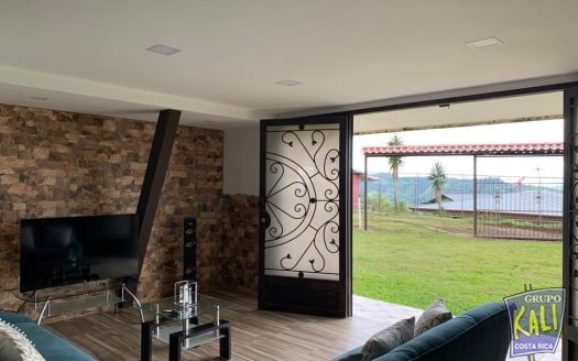 Mora Colon chalet $250.000 en venta 1000m2T /Mora Colon house for sale $250.000
