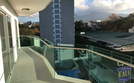 Rohrmoser venta apto piso 11 $175mil/Rohrmoser apto for sale $175000