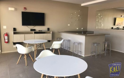 Rohrmoser venta apto piso 11 $175mil/Rohrmoser apto for sale $175000
