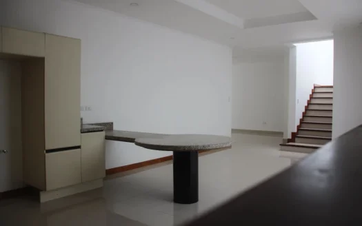 Pavas venta edificio comercial casa y 2 locales/Pavas commercial property for sale