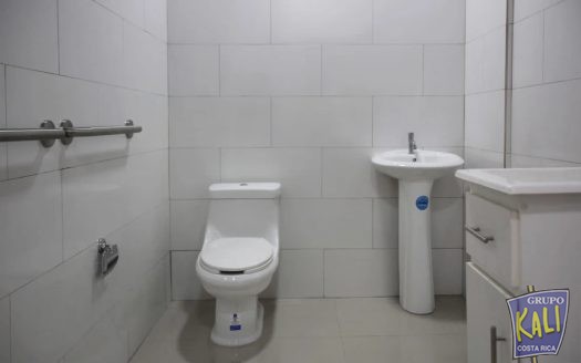 Pavas venta edificio comercial casa y 2 locales/Pavas commercial property for sale