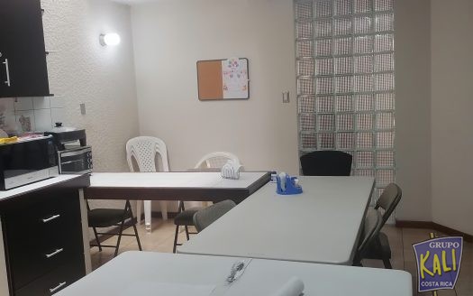 Rohrmoser casa uso mixto amplia bella $450K/ Rohrmoser 2 story house for sale