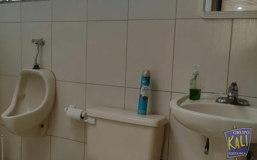 Rohrmoser casa uso mixto amplia bella $450K/ Rohrmoser 2 story house for sale