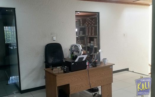 Rohrmoser casa uso mixto amplia bella $450K/ Rohrmoser 2 story house for sale