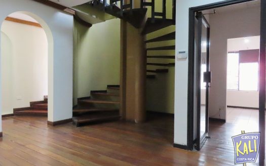 Pavas edificio comercial x Embajada USA amplio/Pavas nice property for rent