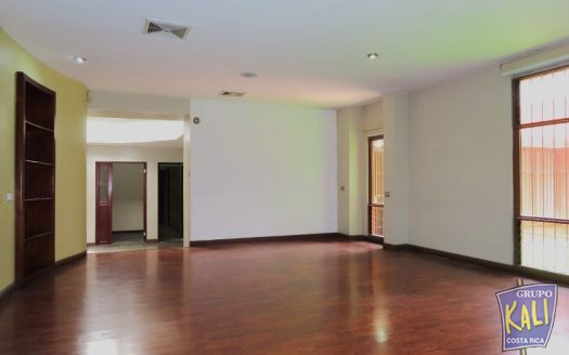 Pavas edificio comercial x Embajada USA amplio/Pavas nice property for rent