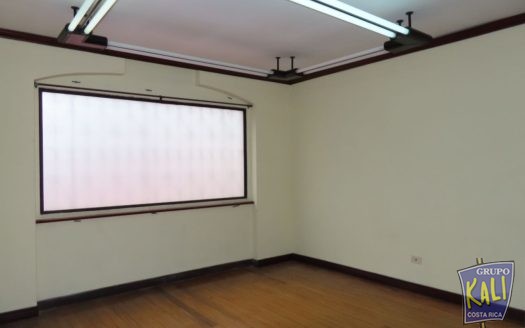 Pavas edificio comercial x Embajada USA amplio/Pavas nice property for rent