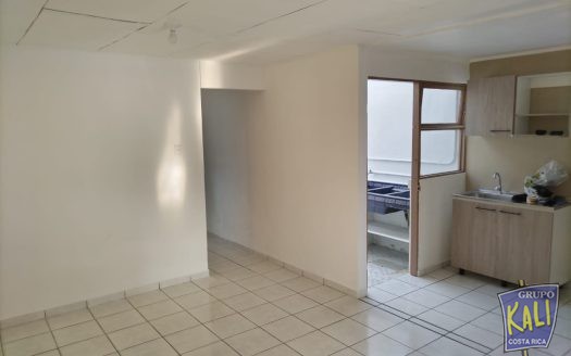 Calle Blancos Goicoechea casita en venta 61 millones/ Calle Blancos house for sale