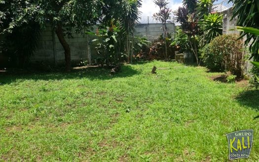 Rohrmoser casa 2 plantas con amplio patio/2 story house for sale big patio