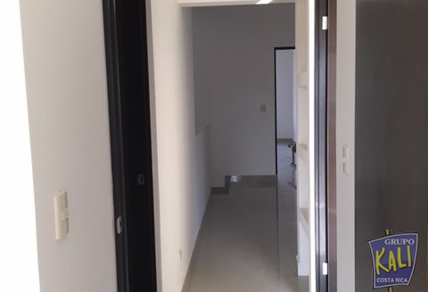 Geroma Rohrmoser cada duplex  venta $260K/Geroma Townhouse for sale