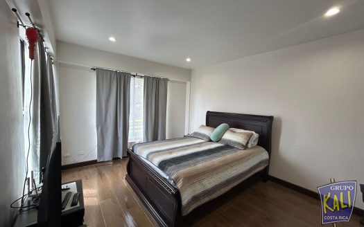 Sabana Sur venta casa moderna e indepenciente $295,000/Sabana Sur 2 story house for sale $295.000