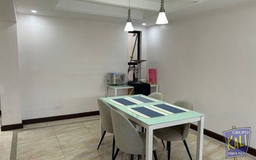 Sabana Sur venta casa moderna e indepenciente $295,000/Sabana Sur 2 story house for sale $295.000