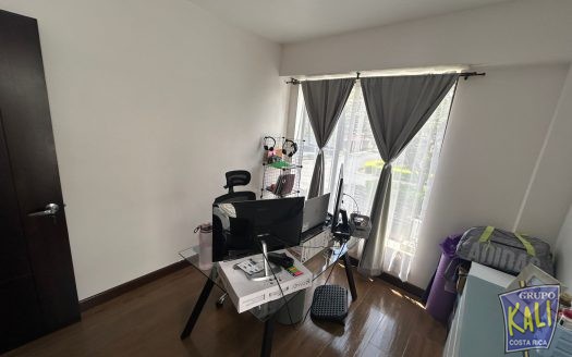Sabana Sur venta casa moderna e indepenciente $295,000/Sabana Sur 2 story house for sale $295.000