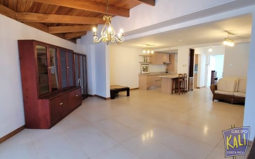 Rohrmoser venta casa en condo $285K inversion/Rohrmoser 2 story house for sale