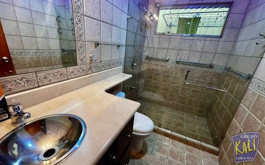Geroma Roma casa de 1 planta 96mil remodelada/Roma Pavas 1 story house for sale