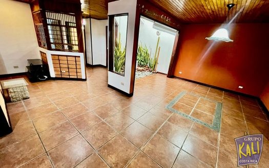 Geroma Roma casa de 1 planta 96mil remodelada/Roma Pavas 1 story house for sale