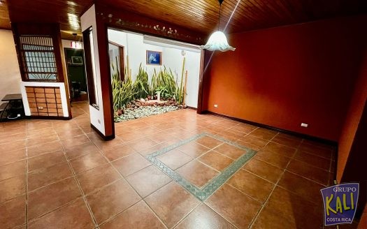 Geroma Roma casa de 1 planta 96mil remodelada/Roma Pavas 1 story house for sale