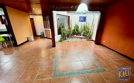 Geroma Roma casa de 1 planta 96mil remodelada/Roma Pavas 1 story house for sale