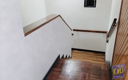 Sabana S. casa 2 plantas venta $200mil/Sabana Sur 2 story house for sale $200.000