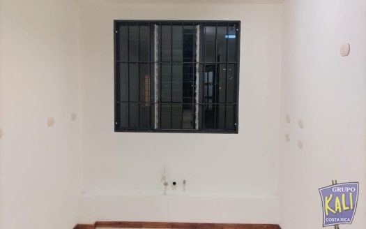 Sabana S. casa 2 plantas venta $200mil/Sabana Sur 2 story house for sale $200.000
