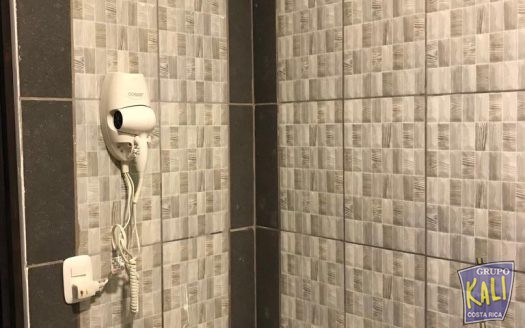 San Jose centro venta hotel de 7 pisos $1.980.000/ 7 floor building hotel for sale downtown San Jose