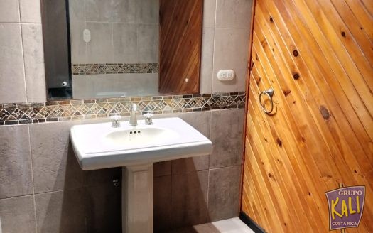 Sabana S. casa 2 plantas venta $200mil/Sabana Sur 2 story house for sale $200.000