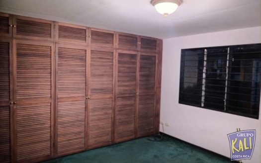 Sabana S. casa 2 plantas venta $200mil/Sabana Sur 2 story house for sale $200.000