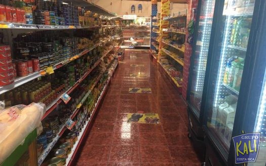 Mercedes Norte supermercado y apto en venta/Mercedes Norte supermarket and apto for sale
