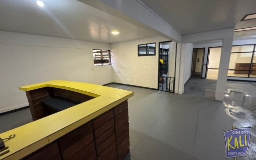 Venta propiedad uso mixto Sabana $250K/Commercial property for sale Sabana