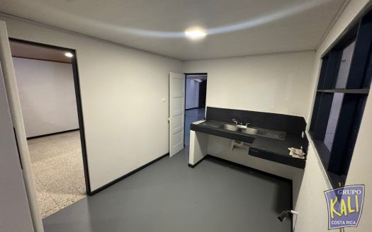 Venta propiedad uso mixto Sabana $250K/Commercial property for sale Sabana