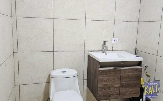Sabana Oeste casa de 1 planta ind en venta $250K/Sabana oeste 1story house for sale